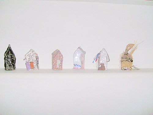 Ceramic sculpture image